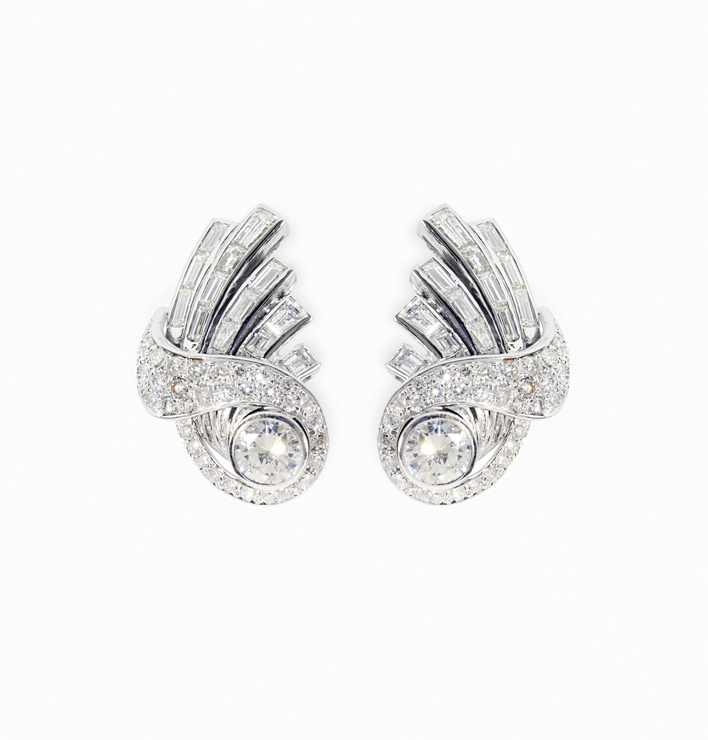 White Gold Earrings with brilliant cutted diamonds